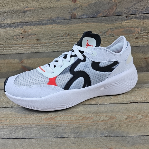 Nike Jordan Delta 3 Low Men's Shoes White/ Chili Red/ Black - Picture 2 of 9